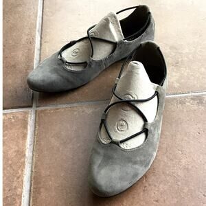Earthies by Earth Brown Suede Ballet Slippers w Crossover Cords size 8.5